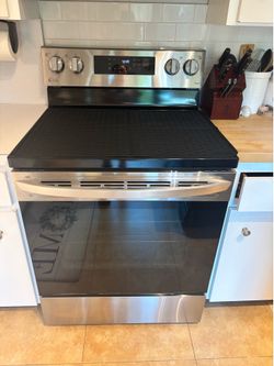 LG Stove