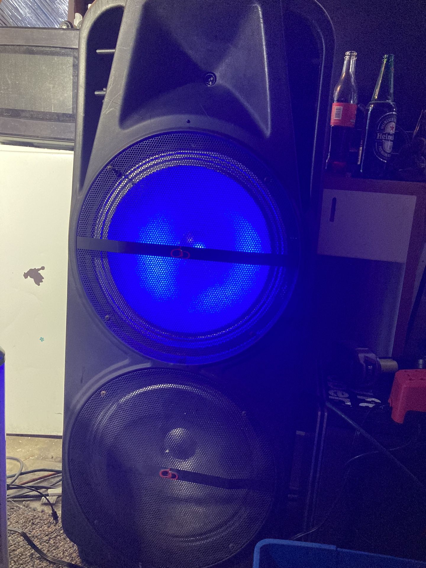 Karaoke Speaker With Microphone