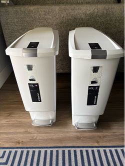 simplehuman 40 Liter / 10.6 Gallon Slim Kitchen Step Trash Can With Secure Slide Lock, White Plastic $20 each