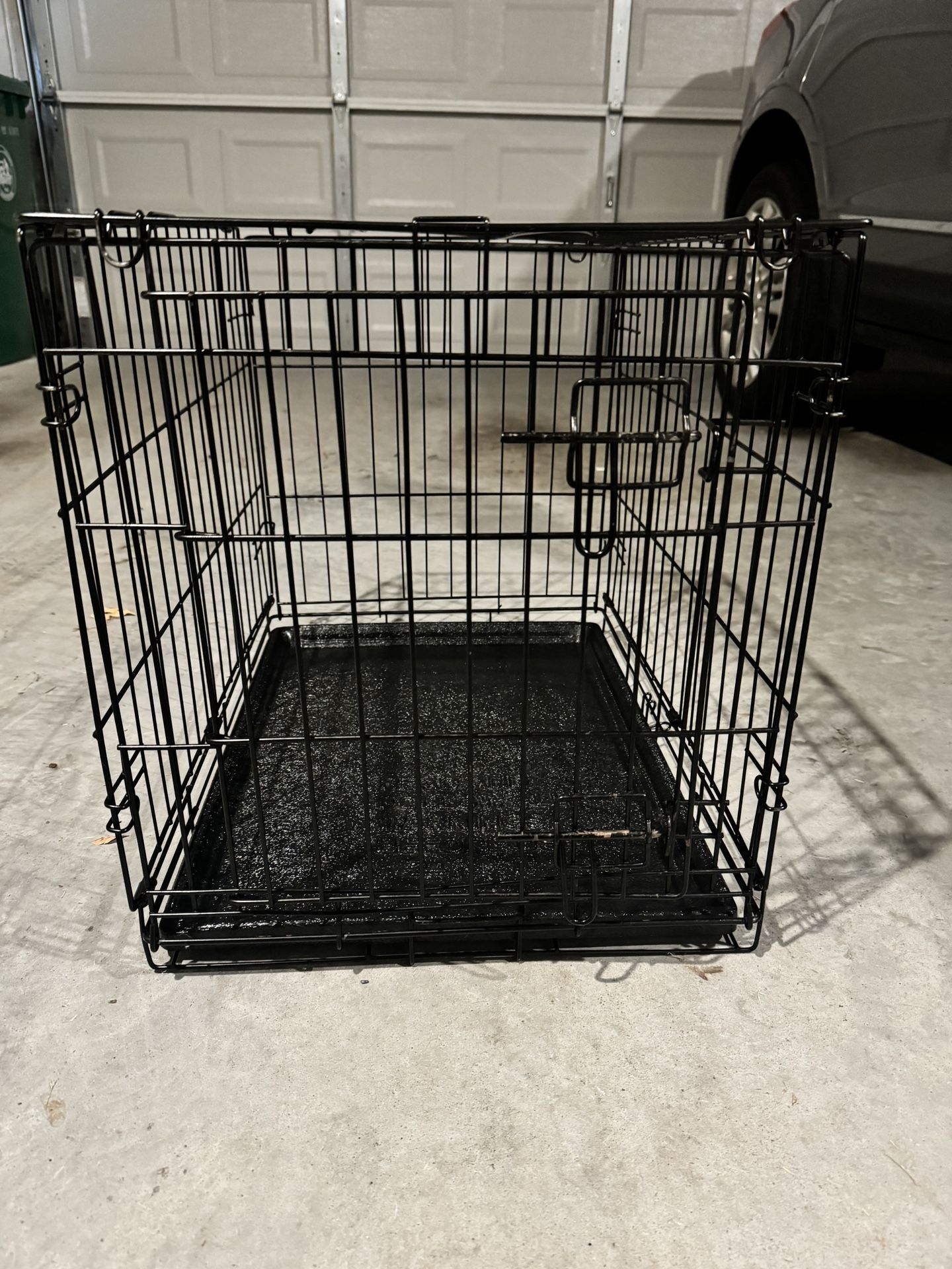 Small Dog Crate - Excellent Shape