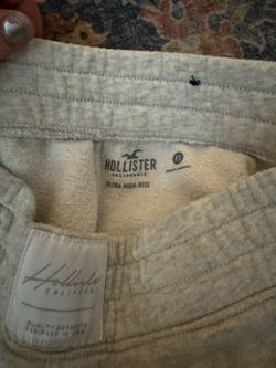 Hollister swears