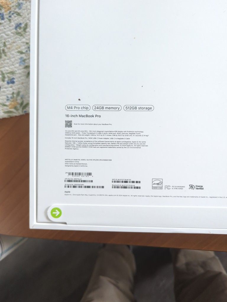 Macbook "16 M4 Pro Chip
