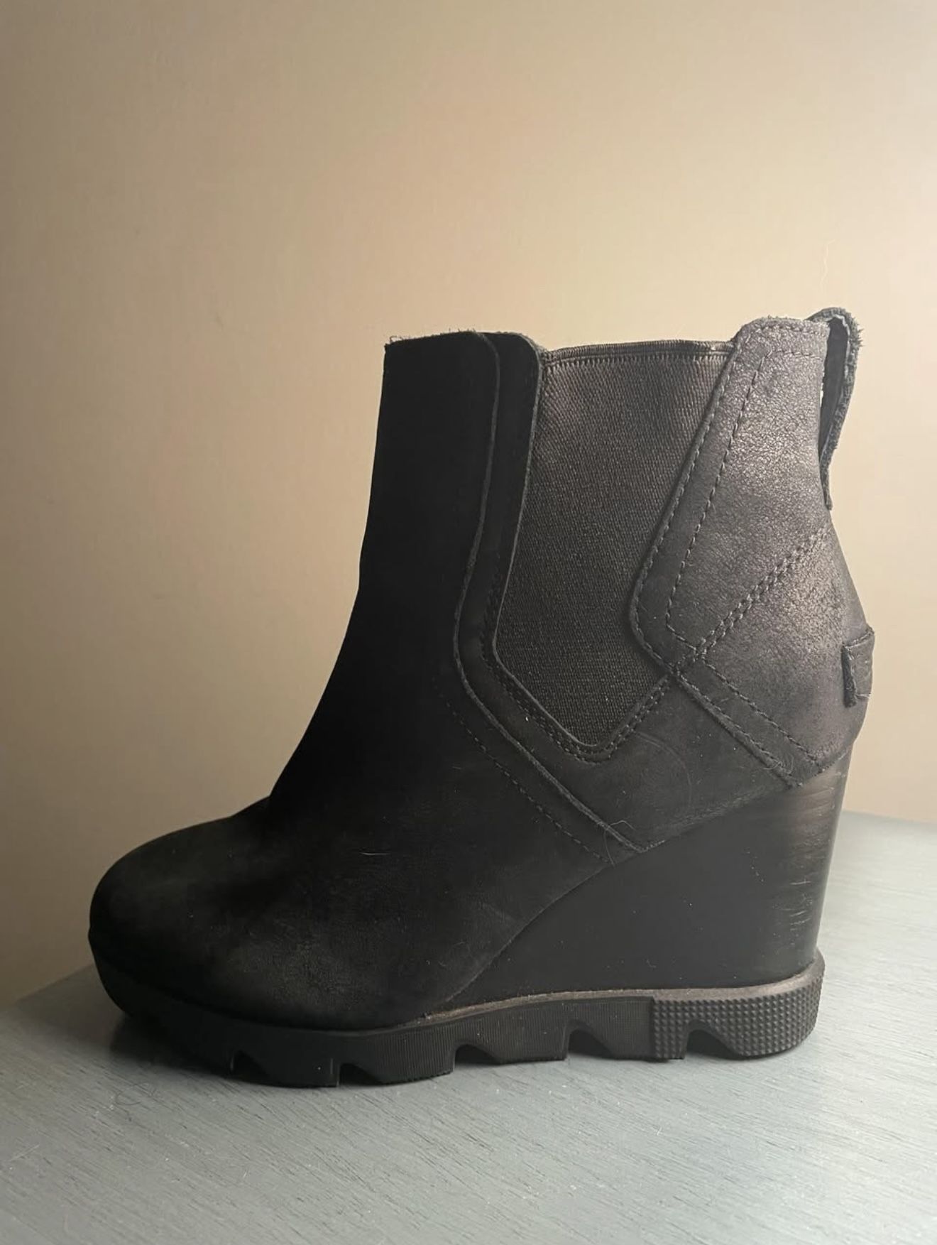 SOREL Women's Joan Uptownâ„¢ Chelsea Bootie
