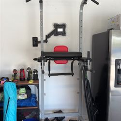 Pull Up Bar With Yoga Mat