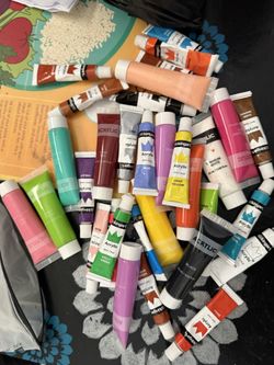 Huge mix of assorted 12ml acrylic paints most brands new all the colors you need