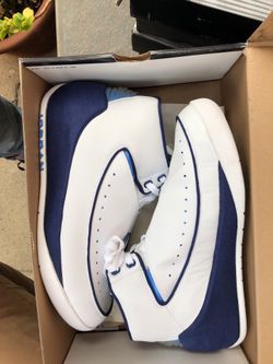 Size 13 retro 2’s