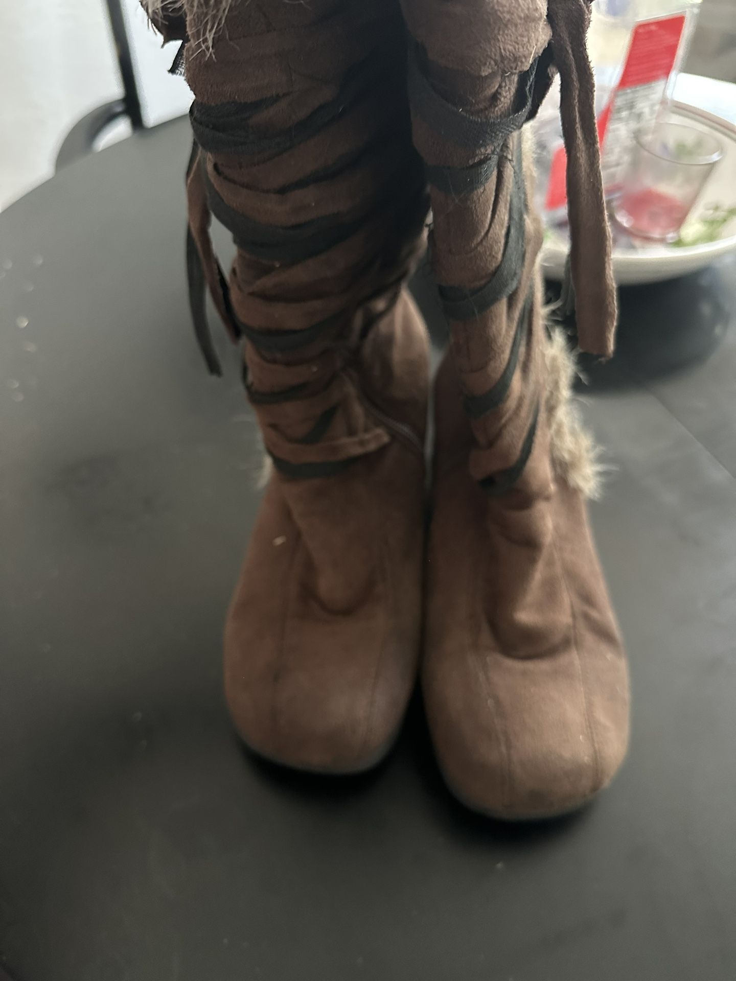 Brown Groove Wedge Heel Boots