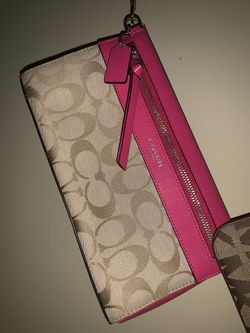 Coach wristlet