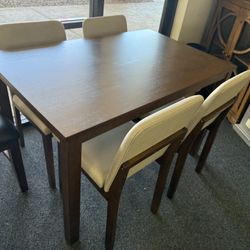 Dining Table Set 