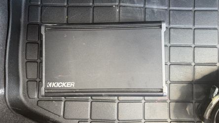 Kicker Amp
