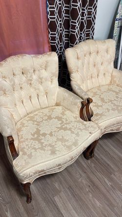 FREE CHAIRS