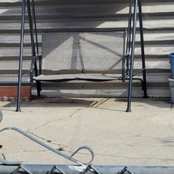 Yard Swing New