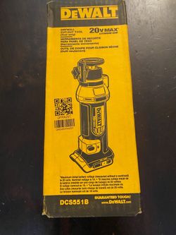 De Walt drywall cut-out tool