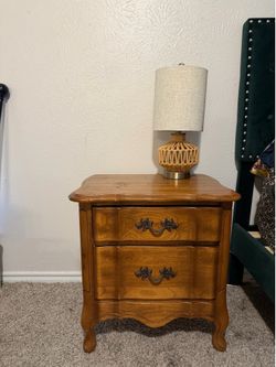 Nightstand/End Table