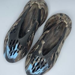 Yeezy Foam Runner MX Brown Blue
Available Sizes: