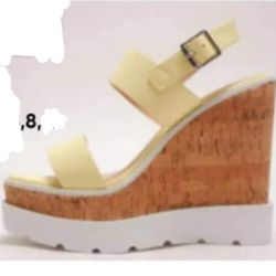 New Women’s Shoes Size 8