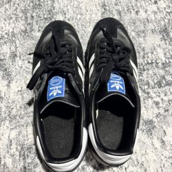Adidas Classic Black Sambas