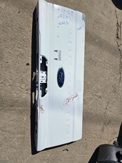 Ford f250 tailgate Oem