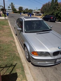 2000 BMW 323i