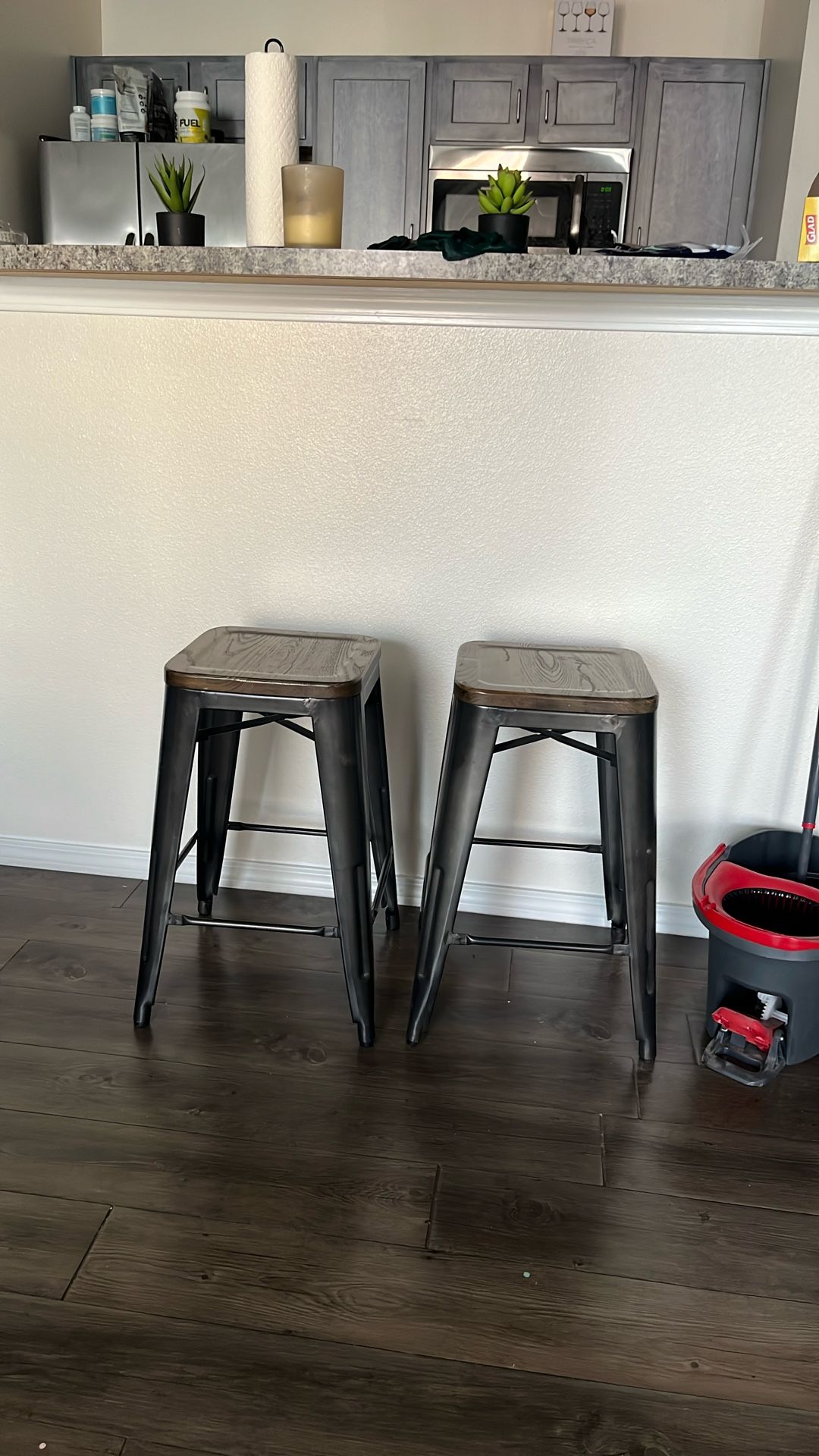 STOOLS