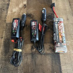 Traxxas NiMh 8.4v battery and car chargers