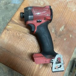 Milwaukee, Dewalt & More Tools