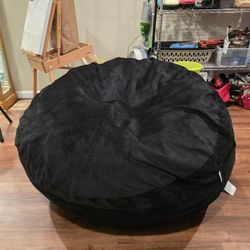 4 Ft Black Beanbag Chair With Phone/Accessory Pocket.