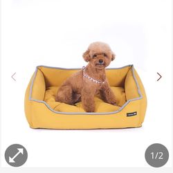 New Dog Bed. Still In Vacuum Seal.