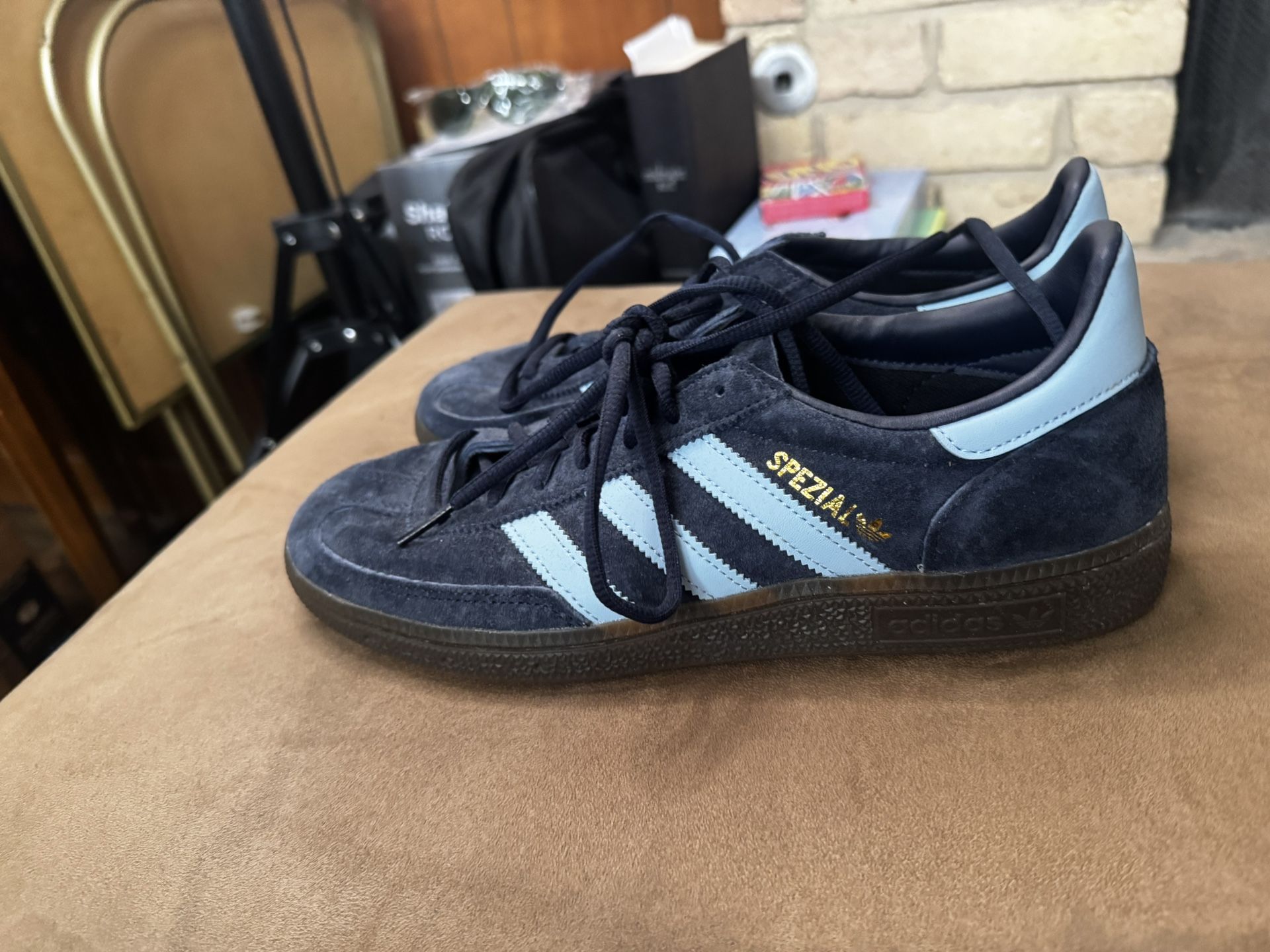 Tenis Shoes