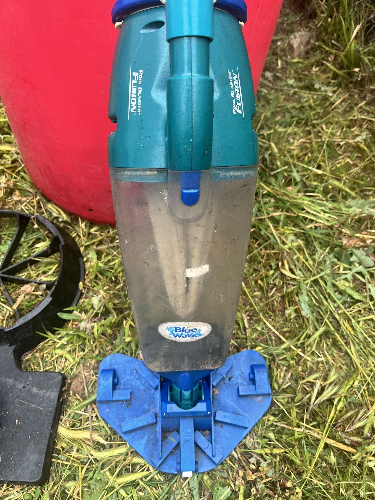 Pool Blaster Fusion PV-10 Hand-Held Suction Side Lithium Pool Cleaner