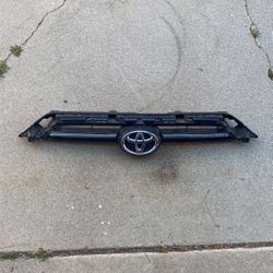 Toyota 4Runner Grille