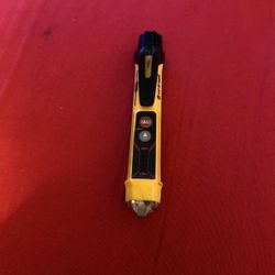 KLEIN TOOLS  NCVT-3 Voltage, Tester, Flashlight