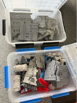 Warhammer / Tabletop Terrain - Big Lot