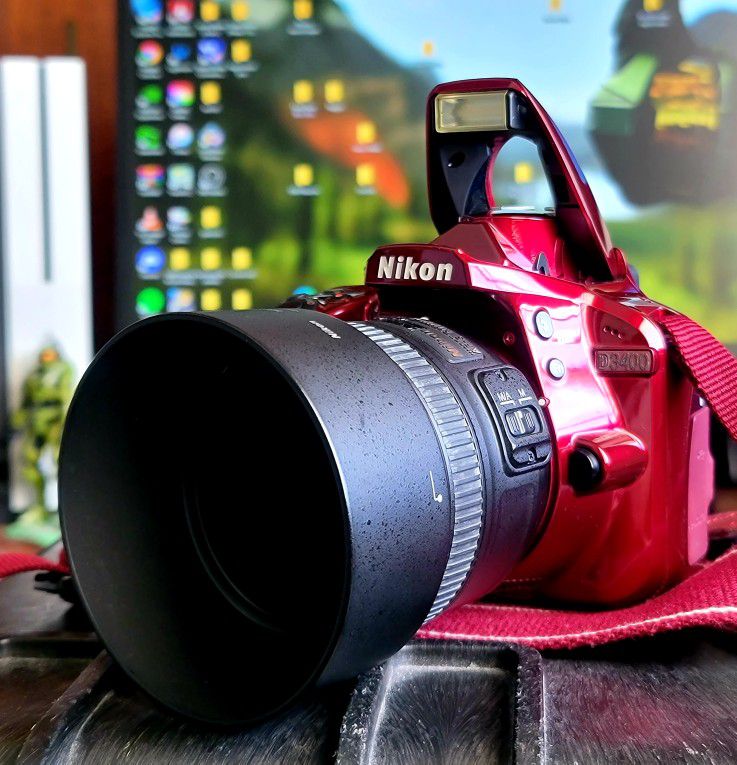 Nikon D3400 DSLR camera 
