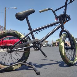  Elite BMX Pee Wee  16 In
