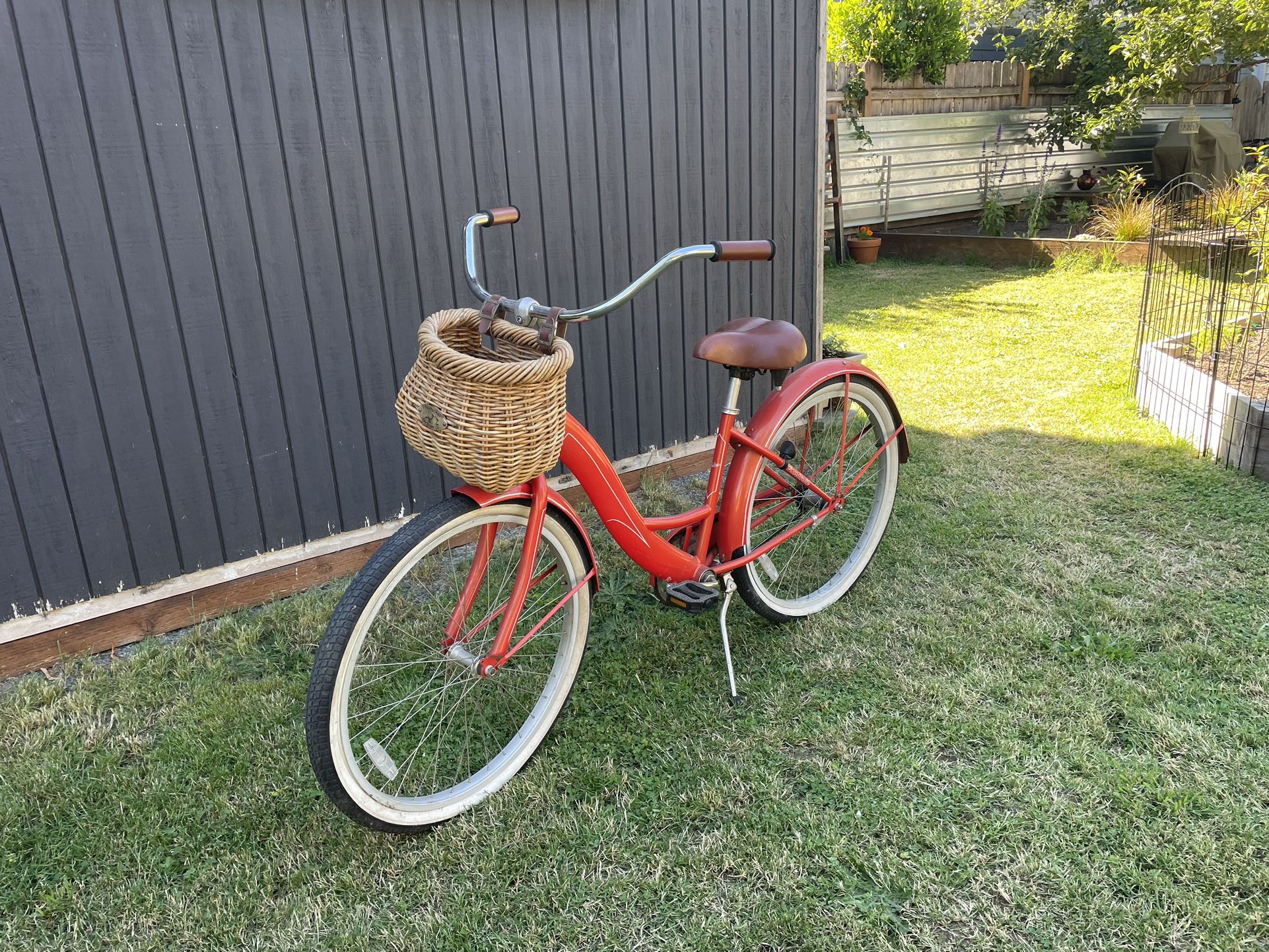 Red Beach Cruiser!