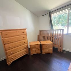 Tradewins Queen Bedroom Set