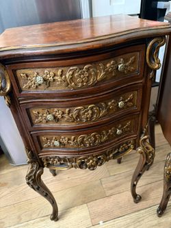 Victorian Antique Brown Mahogany Wood Nightstands Set of 2