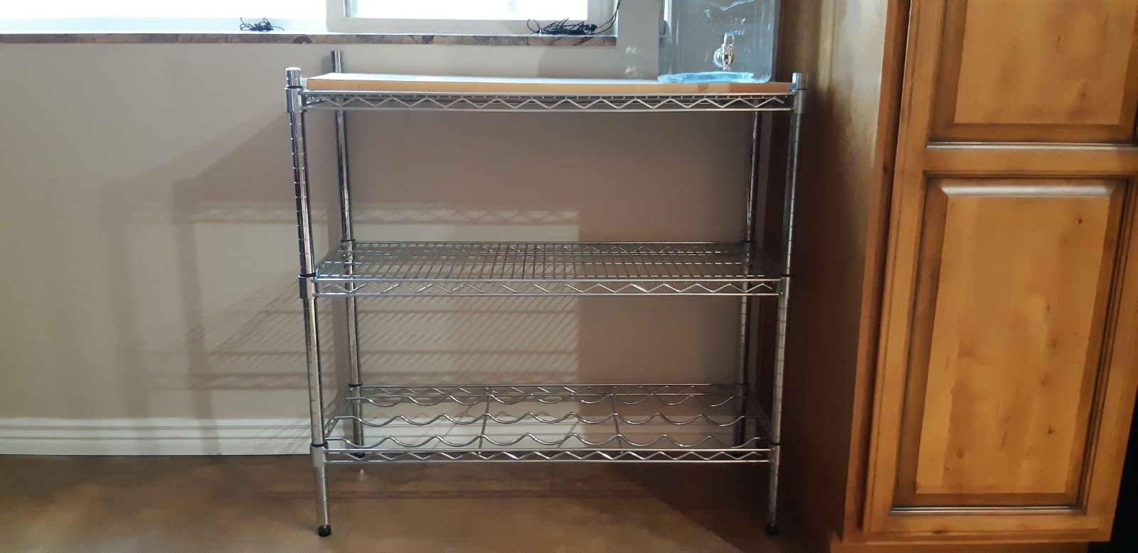 PLEASE LOOK AT ALL PHOTOS - 500+ ITEMS
LAST CHANCE- All items make reasonable offers,
4 drawer file cabinet safe, water proof, fire proof, with swiv