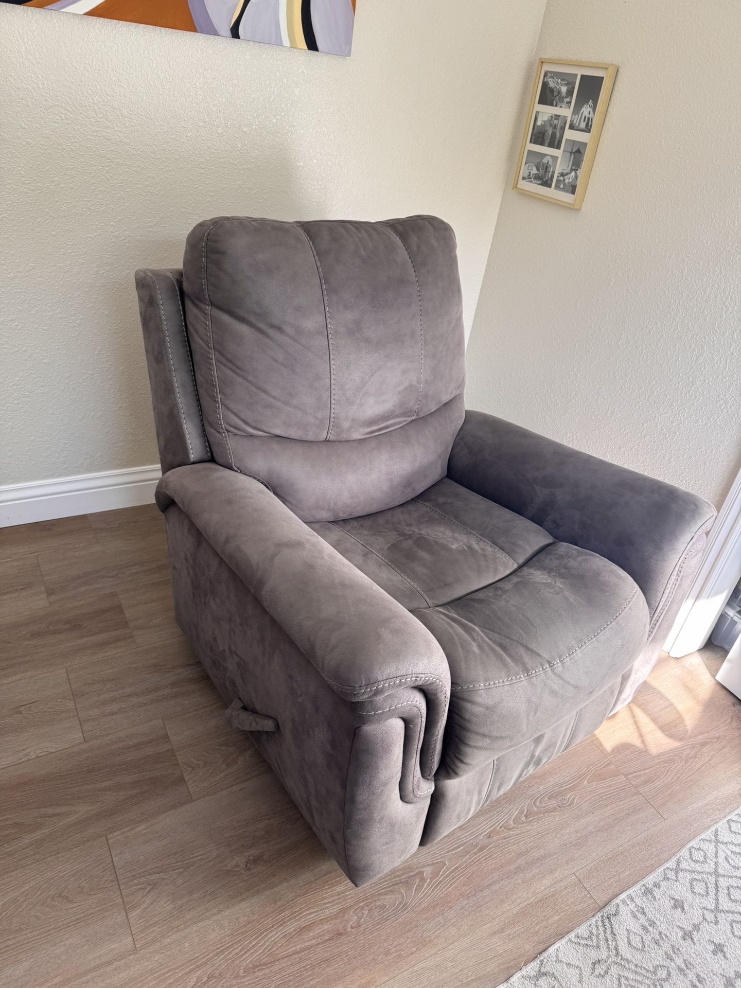 Rocker Recliner chair 