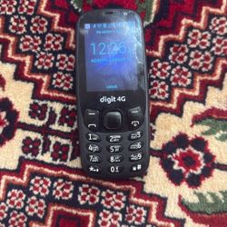 .	Digit 4G Feature Phone – Long Battery Life & Clear Calls