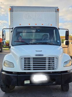 2008 Freightliner M2