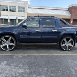 2011 Chevrolet Avalanche