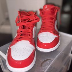 Nike Air Jordan 1 Mid Se Chili Red