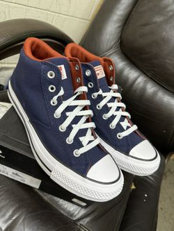 Men’s Converse Size 11 Brand New 
