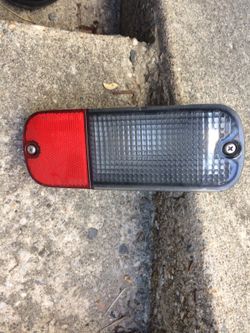 92 /95 Mazda MPV bumper light