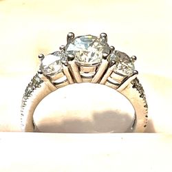 NWOT Sterling Glamorous CZ Ring Sz 7.