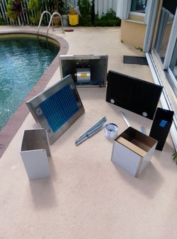 ****Mounted Range Hood For Sale Not Used, New