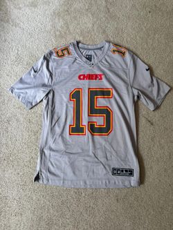 Nike Kansas City Chiefs Patrick Mahomes #15 Jersey Size L
