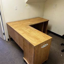 L-Shape Desk
